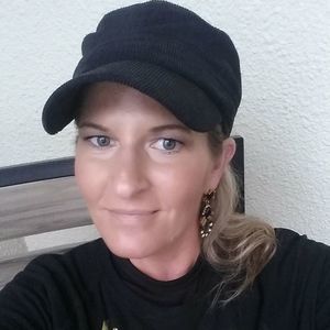 Meet your Posher, Heidi